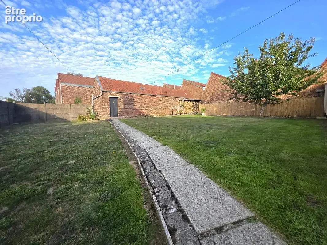 Longère individuelle 112m² avec dépendances et jardin clos - photo 18