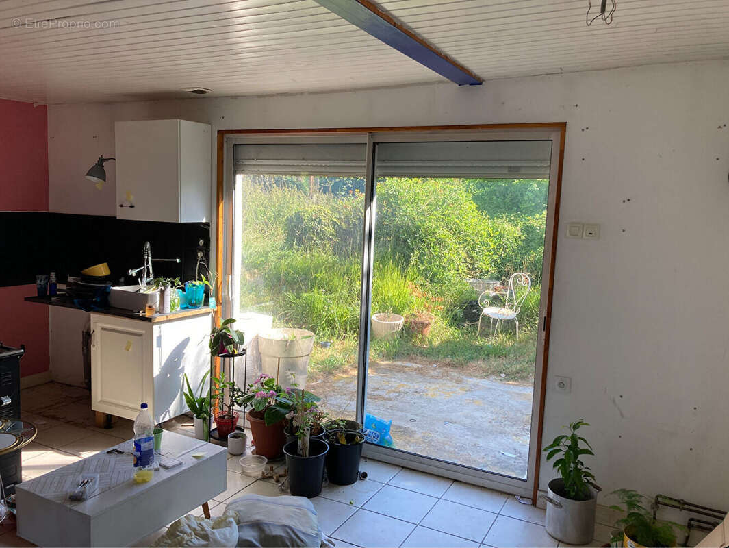 Maison de plain-pied avec jardin, 57 m² à SAINTES - photo 5
