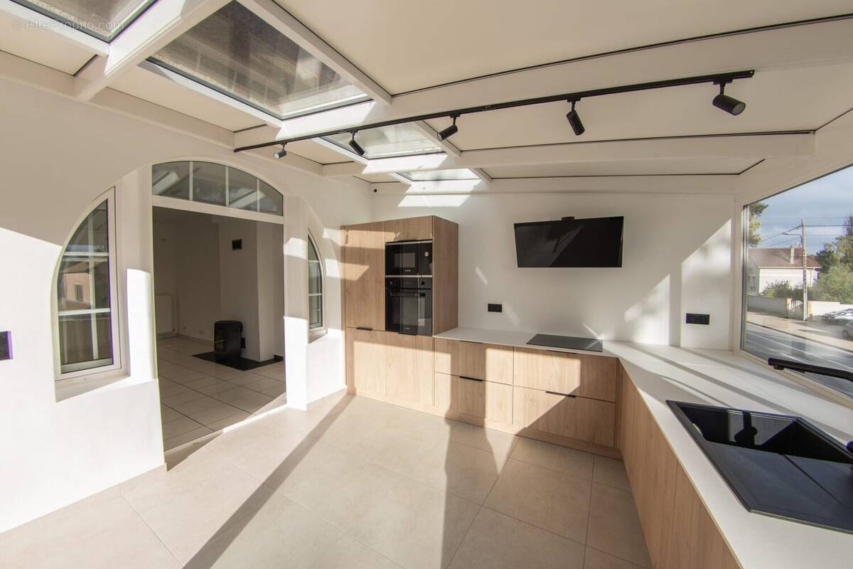 Cuisine - Maison à MEZY-SUR-SEINE