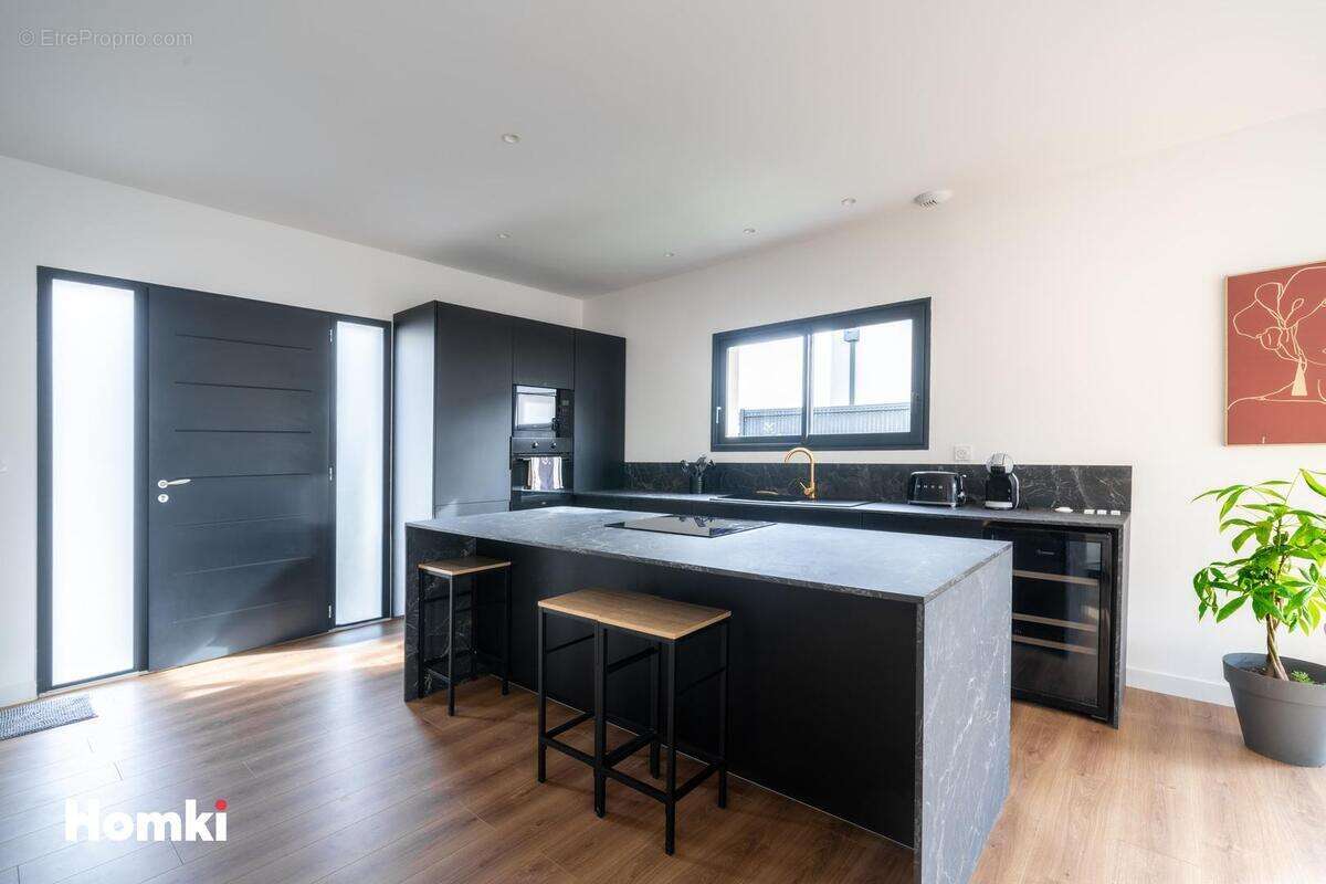 Maison à LANSARGUES