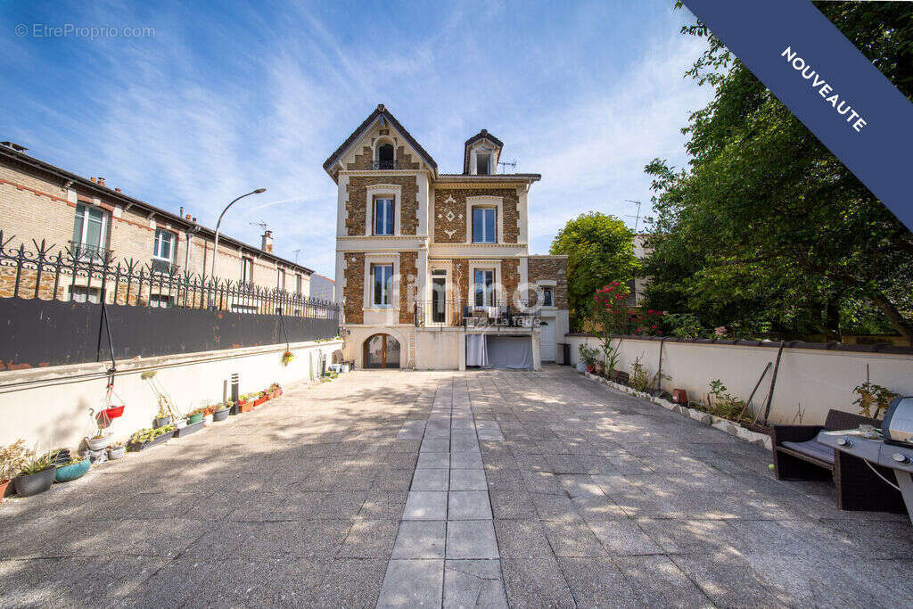 Maison à LE PERREUX-SUR-MARNE