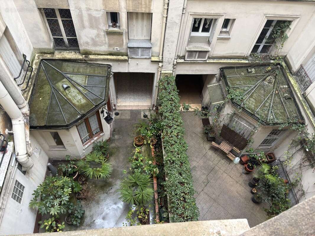 Appartement à PARIS-11E