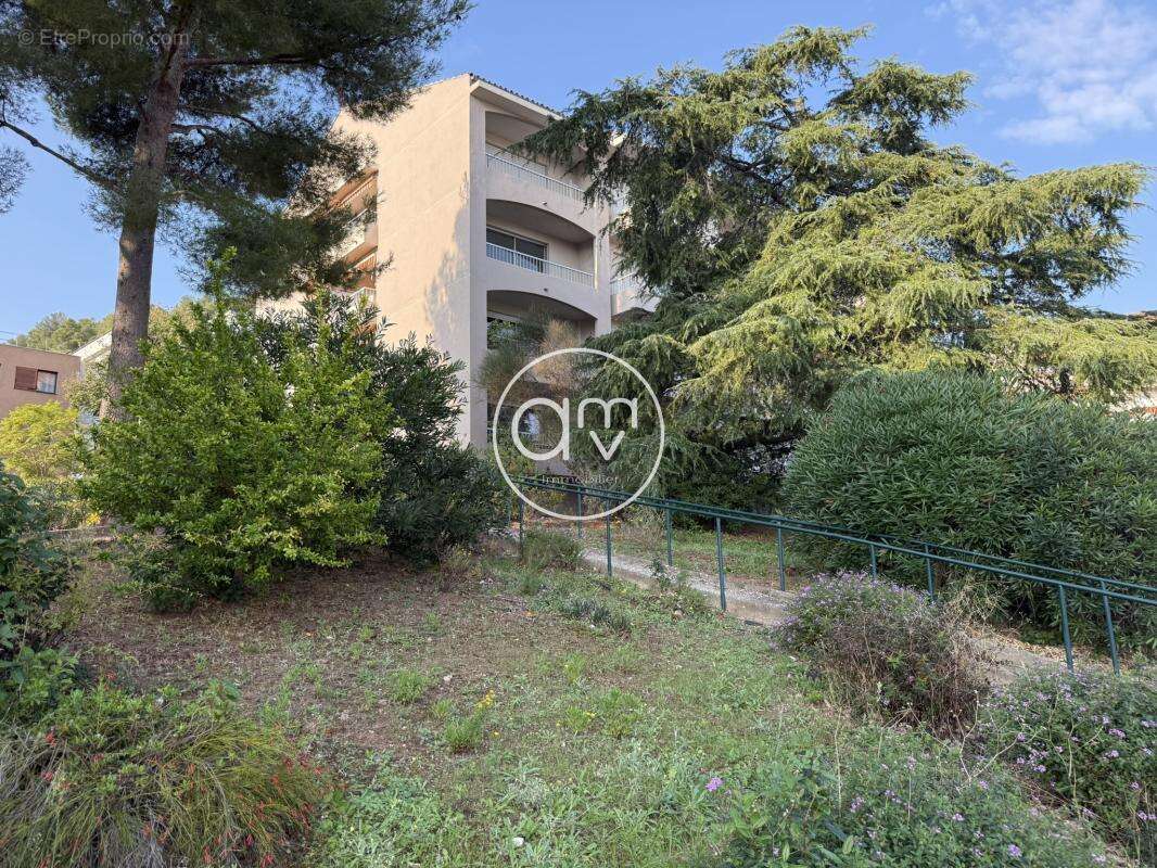 Appartement à HYERES