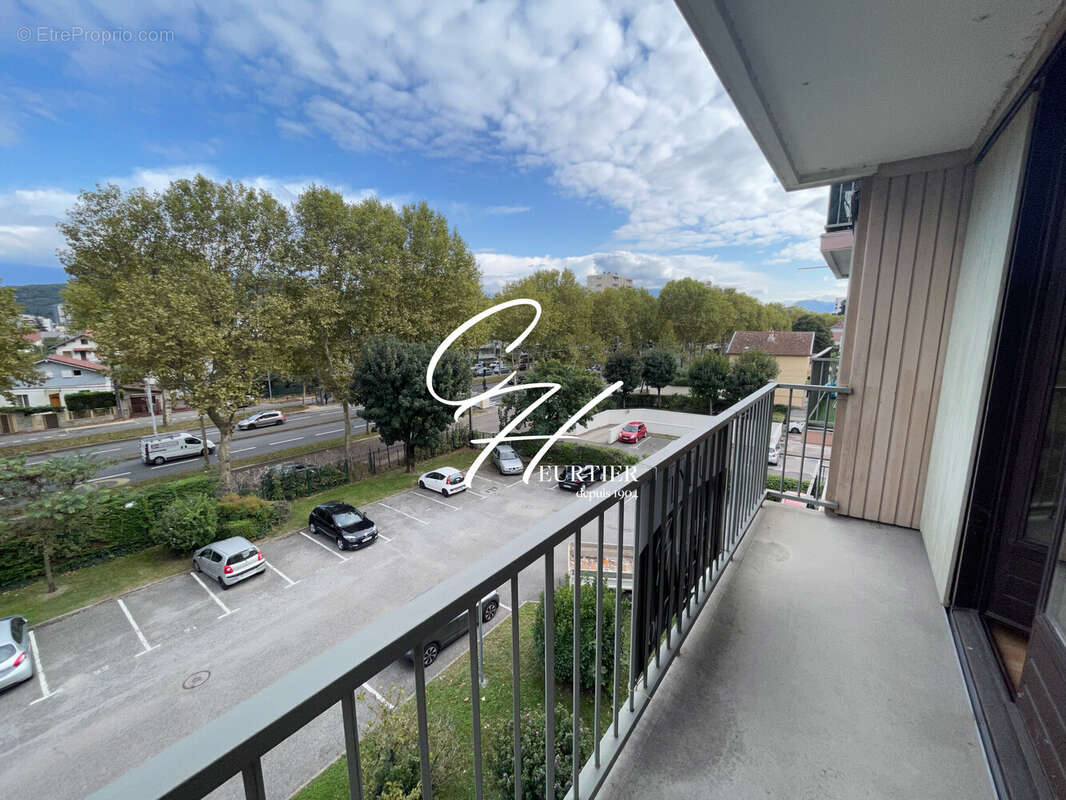 Appartement à ECHIROLLES