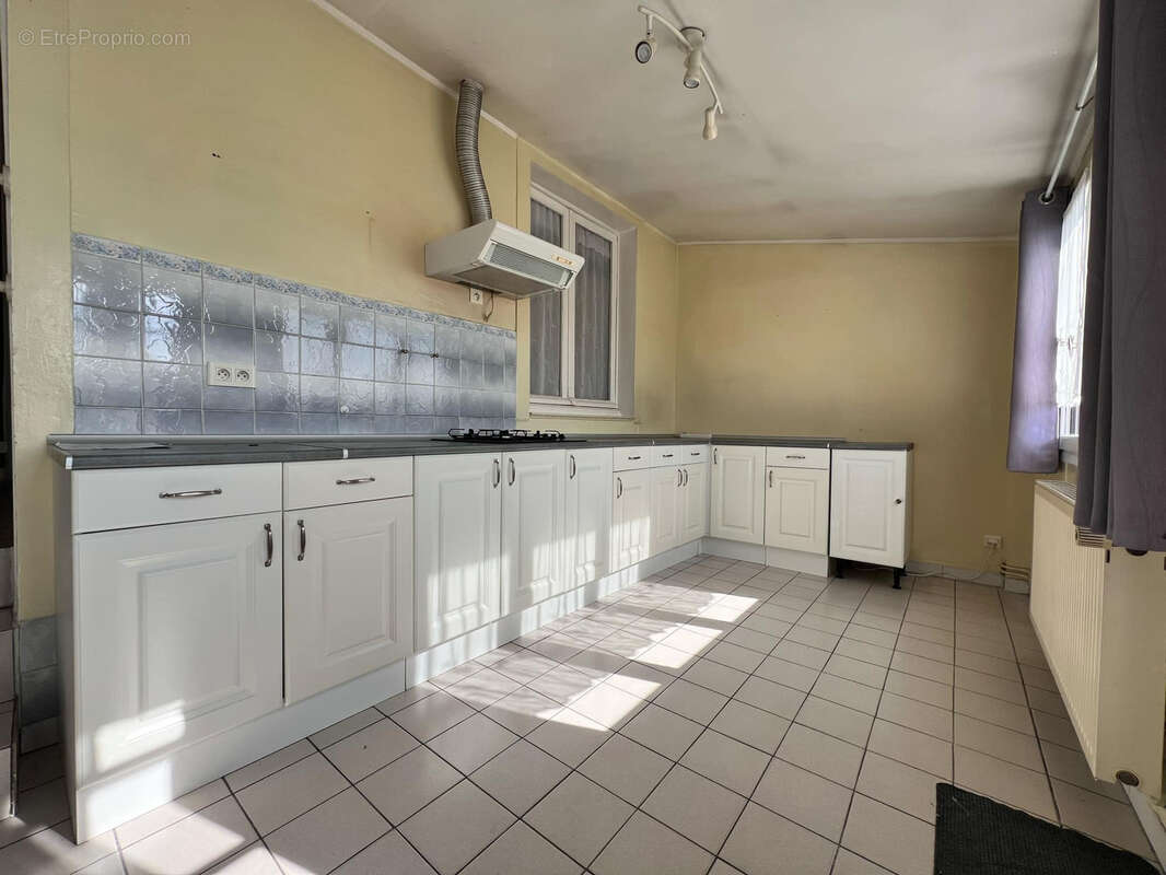 Maison à CALONNE-RICOUART