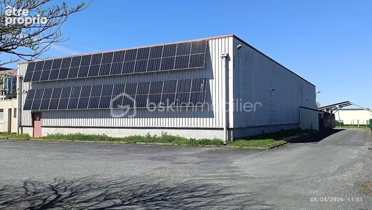 Bâtiments, parking, bureaux et salle de réunion - photo 2