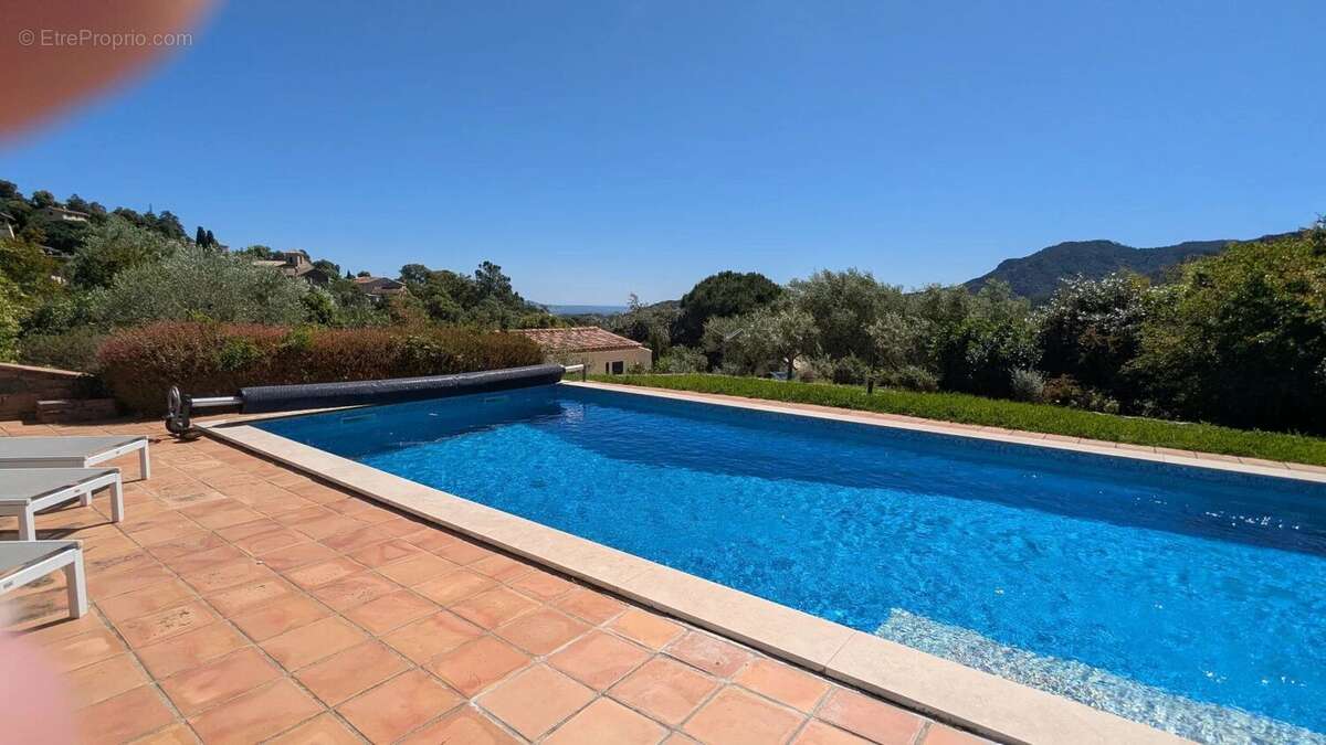 Maison à LES ADRETS-DE-L'ESTEREL