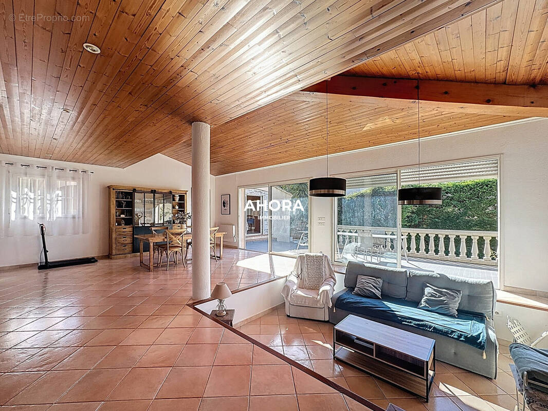Maison à MARSEILLE-9E