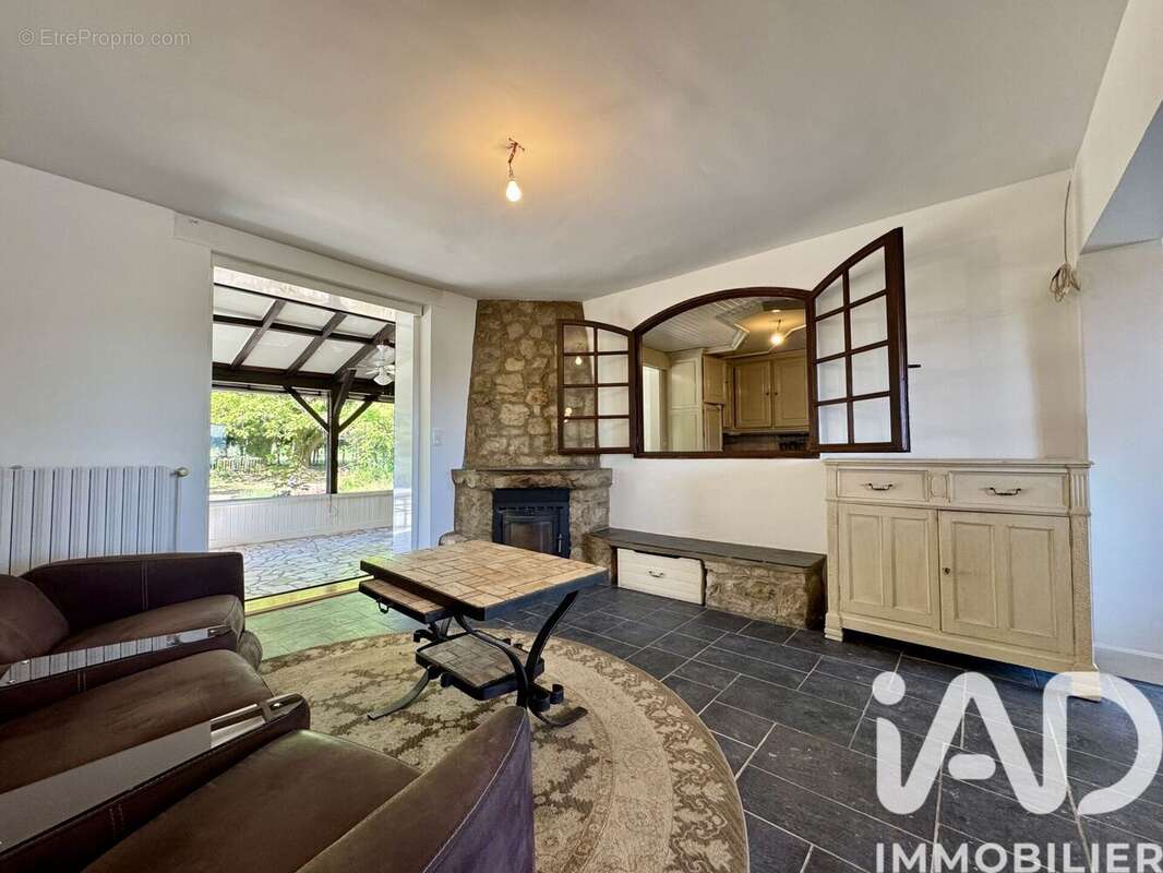 Maison 244 m² à Apremont  - photo 6