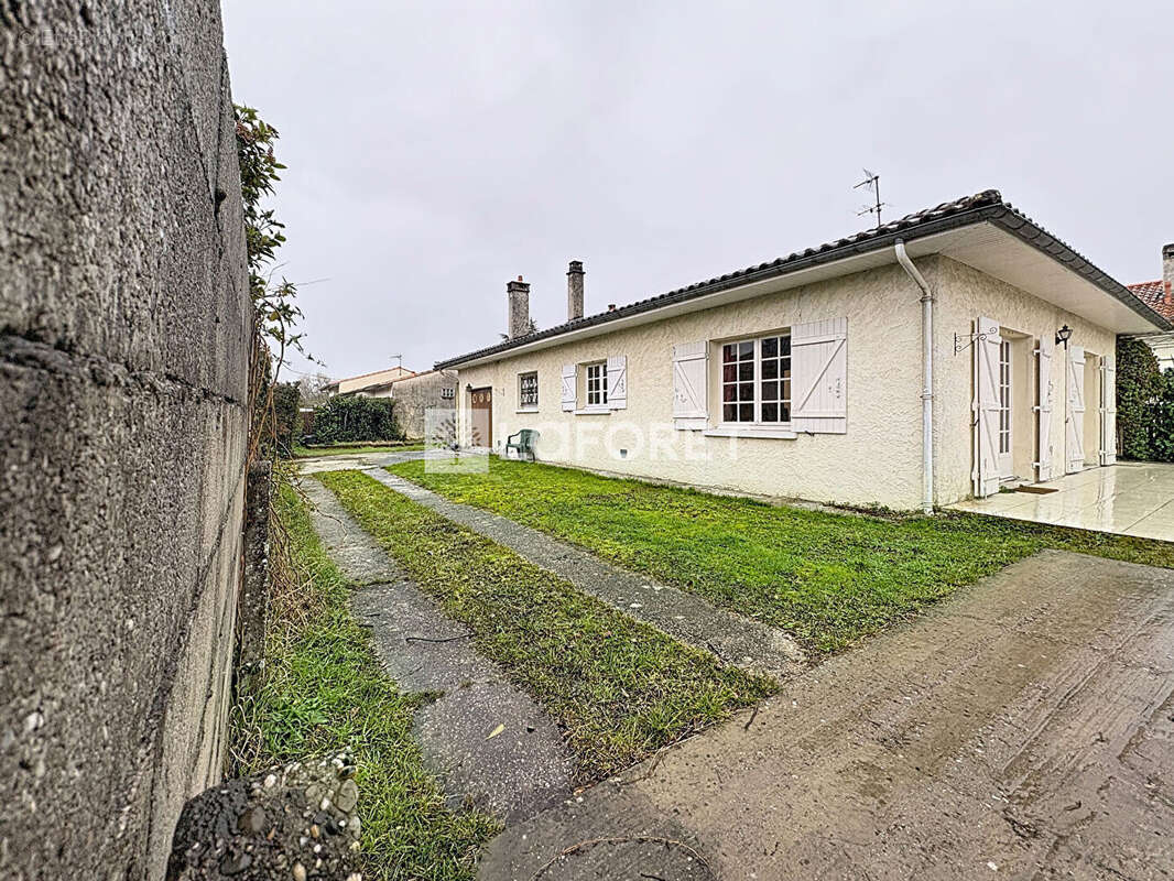 Maison à PESSAC