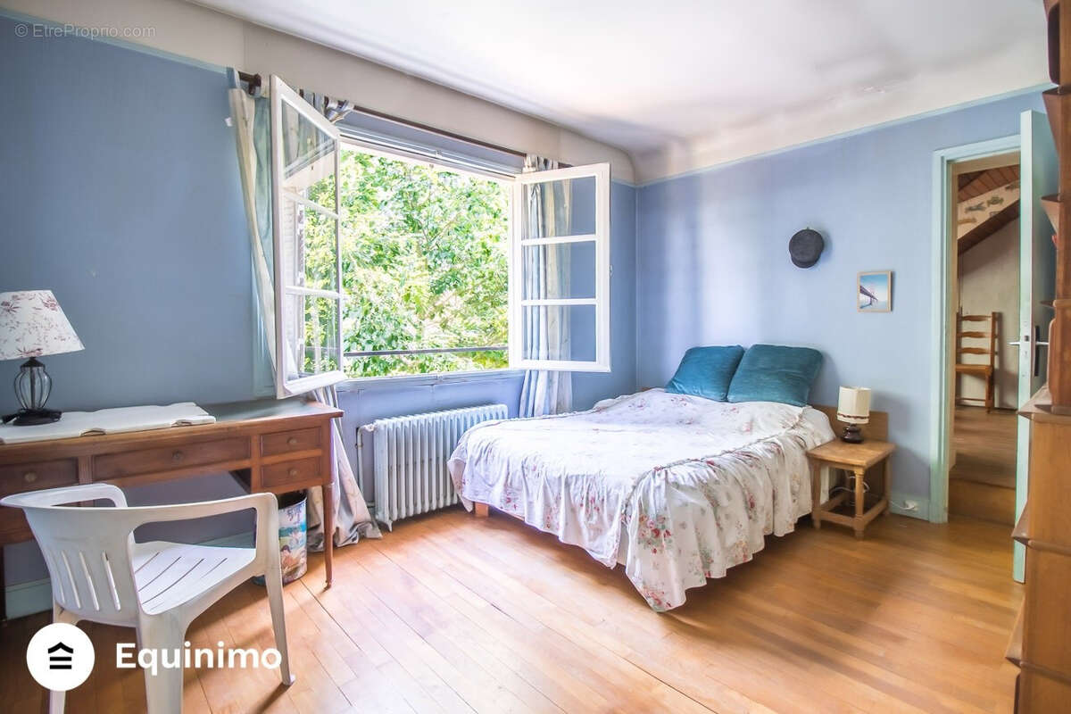 Maison 9 pièces 5 chambres avec grand jardin - photo 6