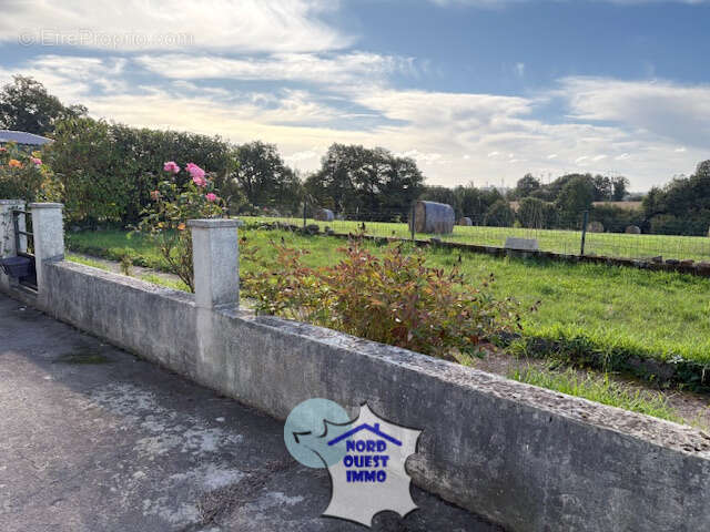 Maison à OISSEAU