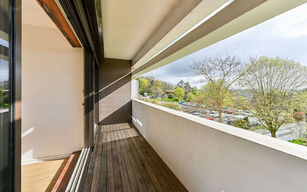 Appartement à LYON-9E