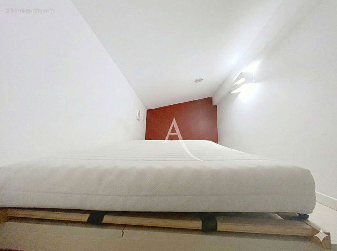 Appartement à PARIS-19E