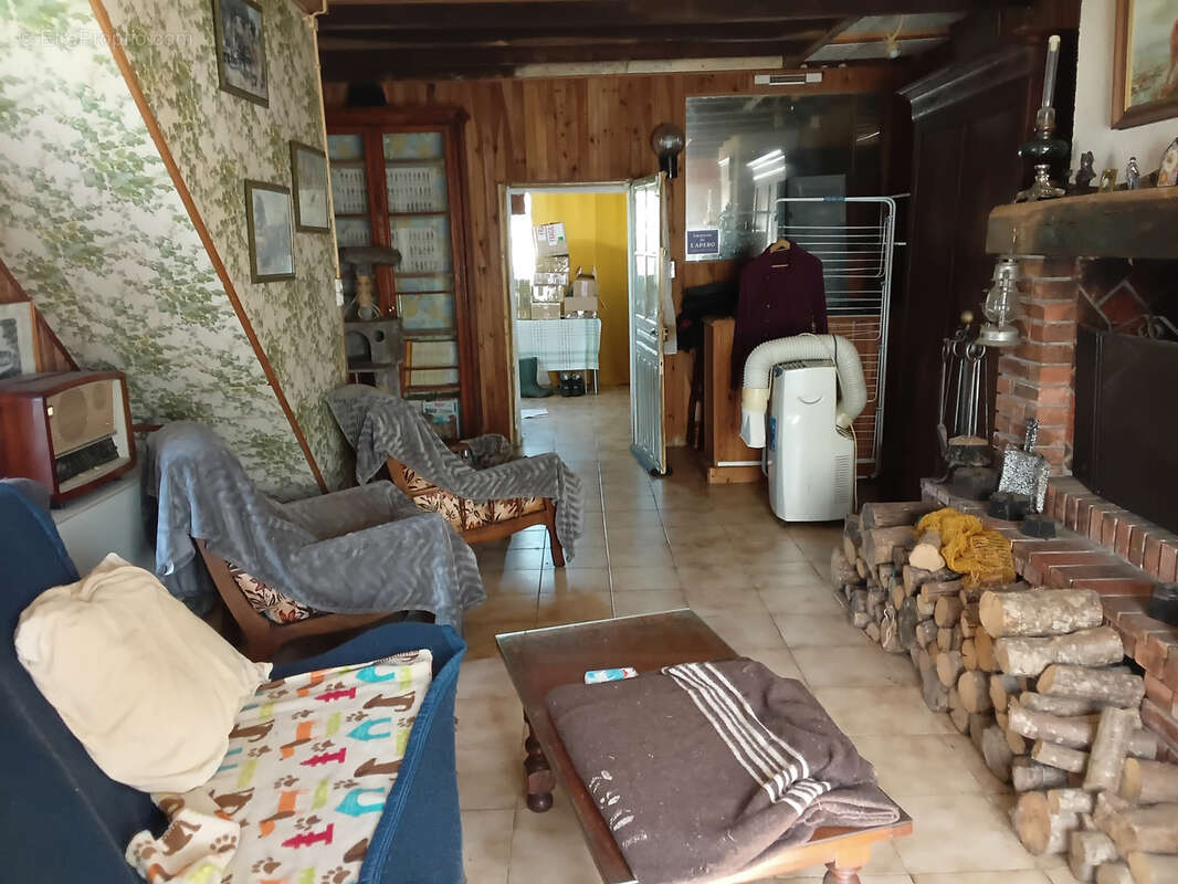 Maison à NERONDES