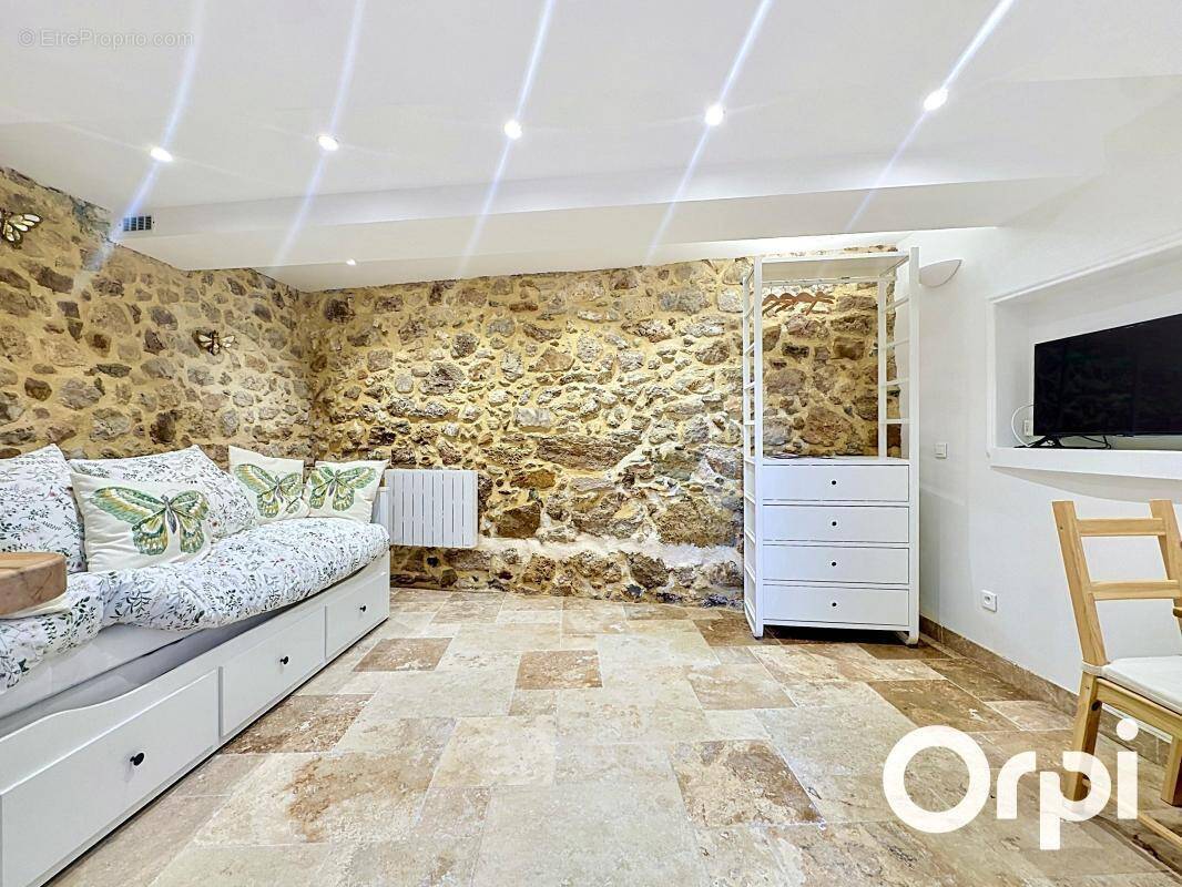 Appartement à LE BROC