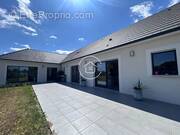 Maison à LES MONTILS