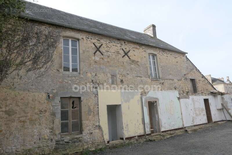 Maison à NORON-LA-POTERIE