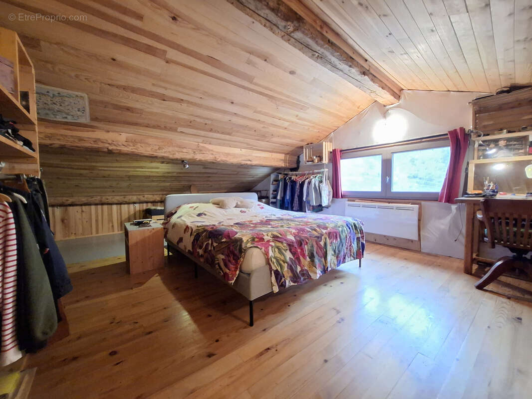 Maison à LA PERRIERE