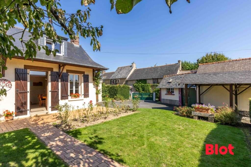 Maison à CHATEAUGIRON