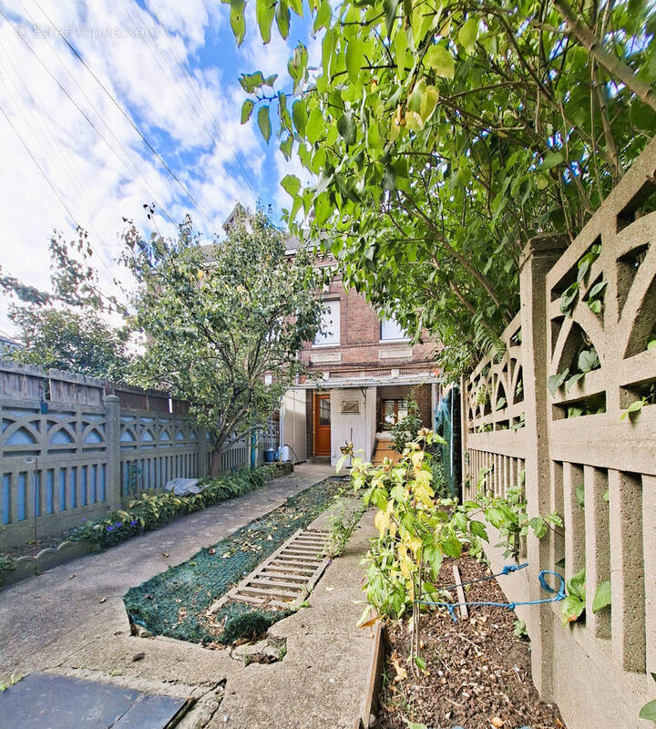 Maison à LE PETIT-QUEVILLY