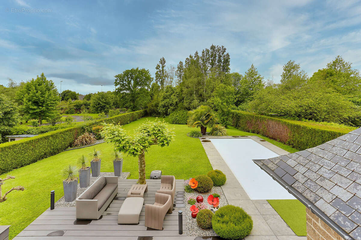 Maison à VERN-SUR-SEICHE