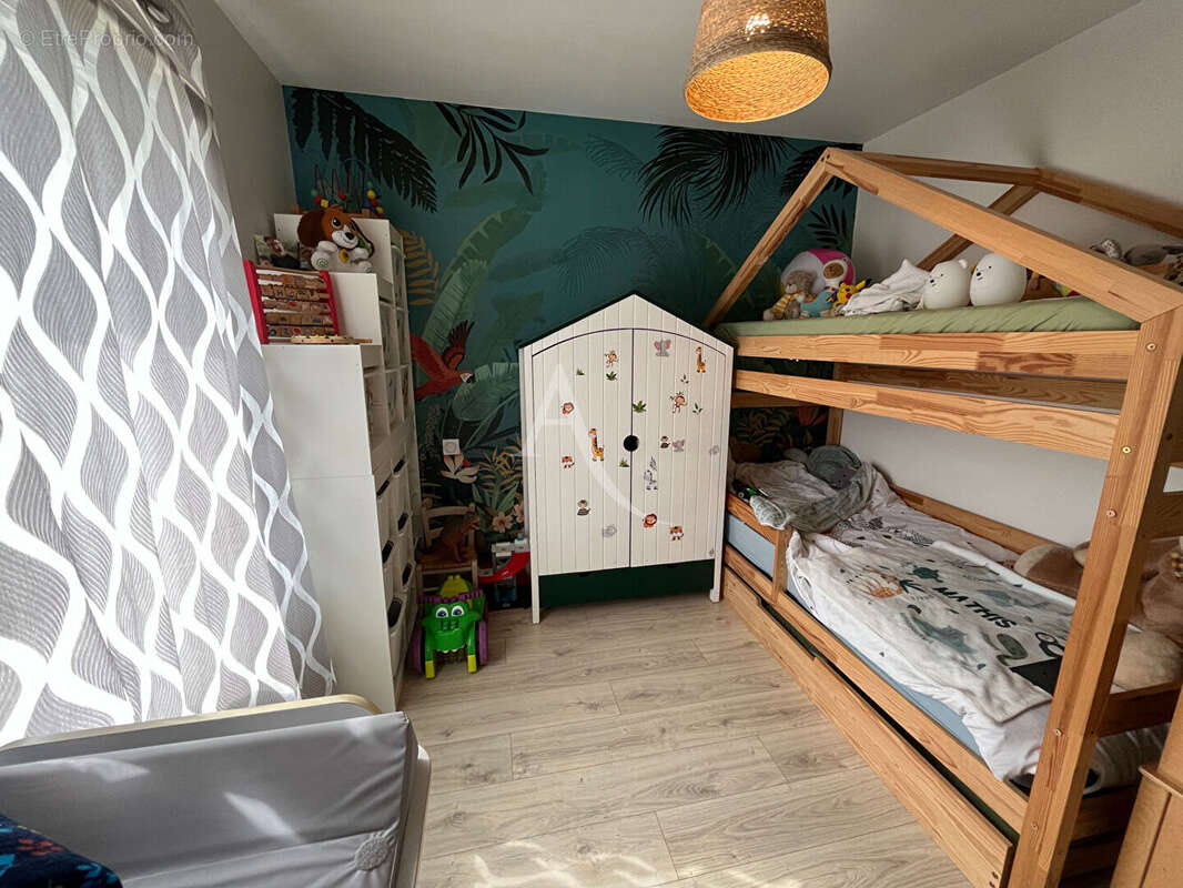 Maison  3 chambres - 2018 - LANDERONDE - photo 9