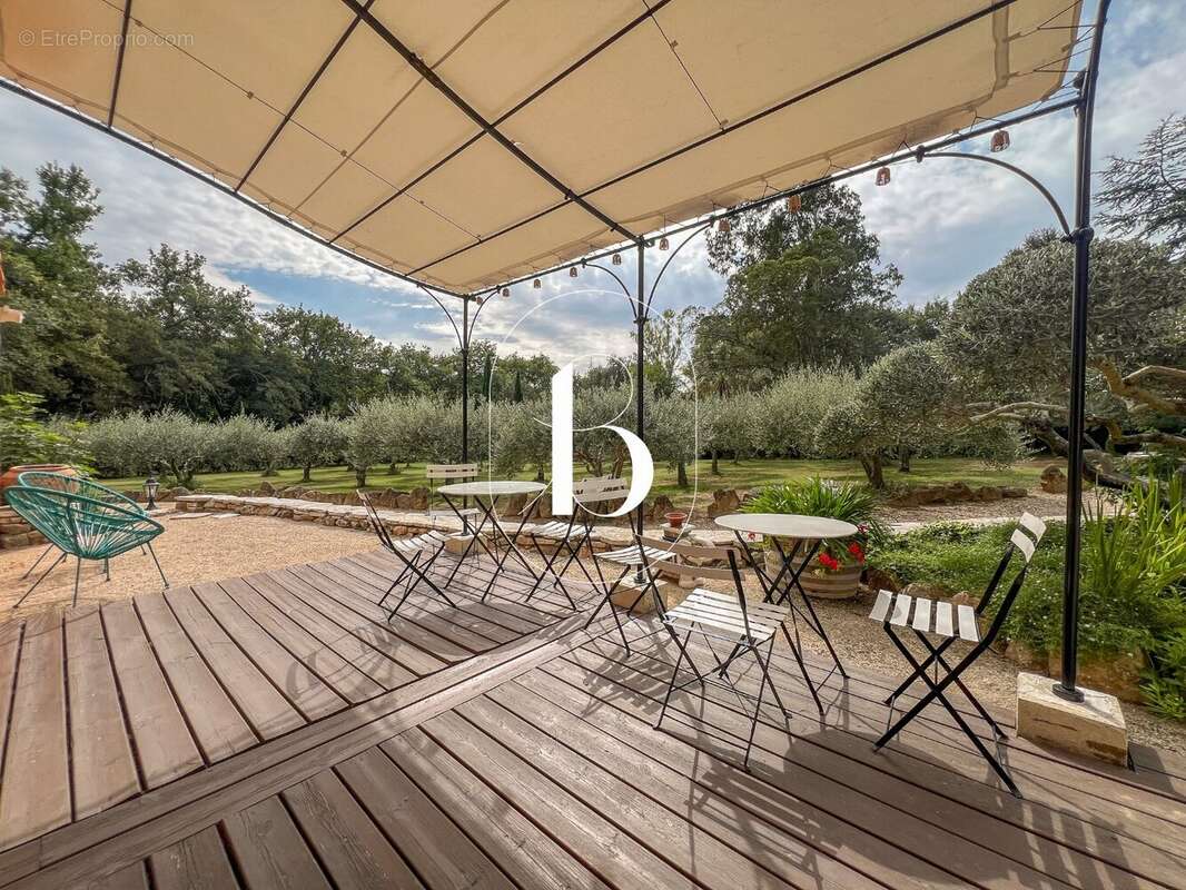 Maison à GOUDARGUES