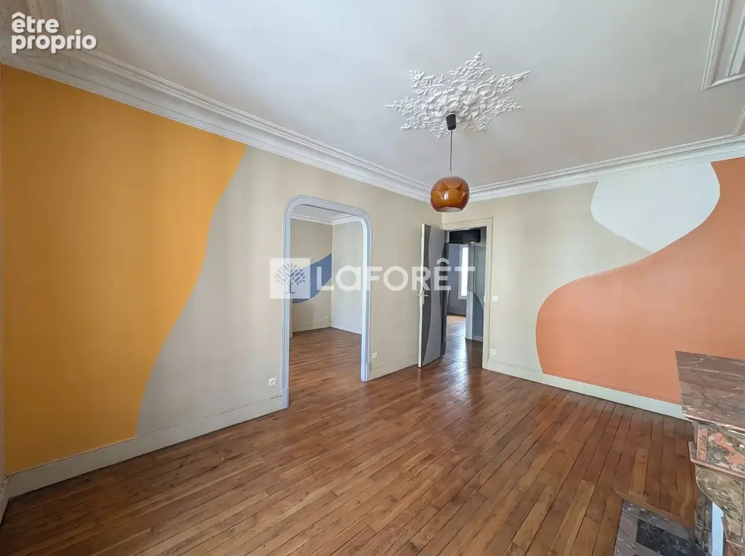 Appartement Paris 3 pièces de 48 m² - photo 2