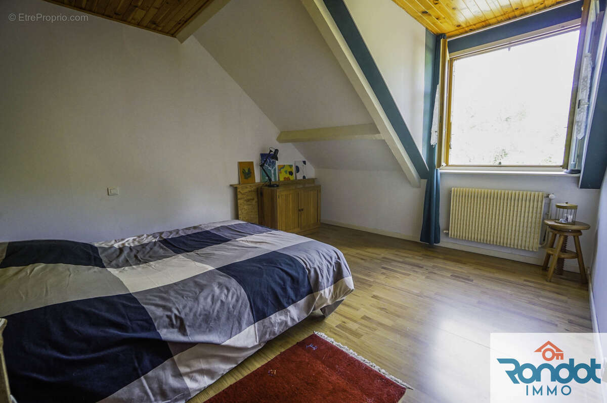 Maison à MAREY-SUR-TILLE