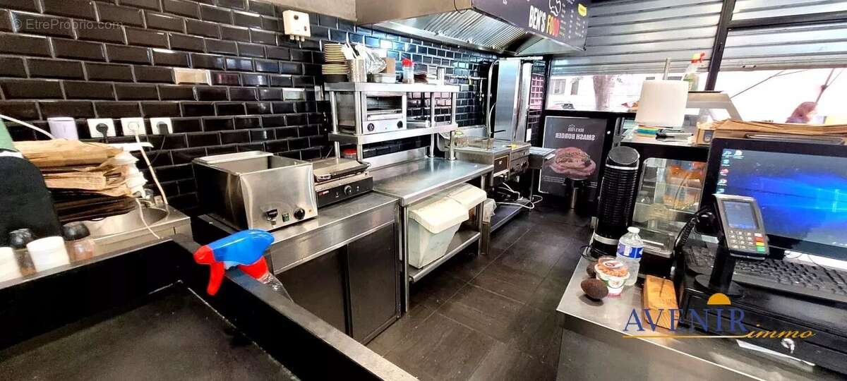 Commerce à MARSEILLE-2E