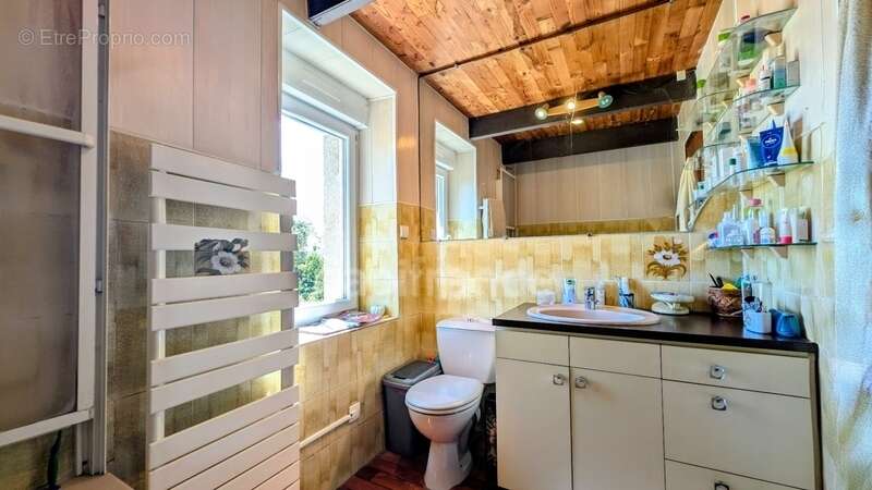 Lanarvilly - Maison 140 m² - 6 Chambres - Terrain 3000 m² - photo 18