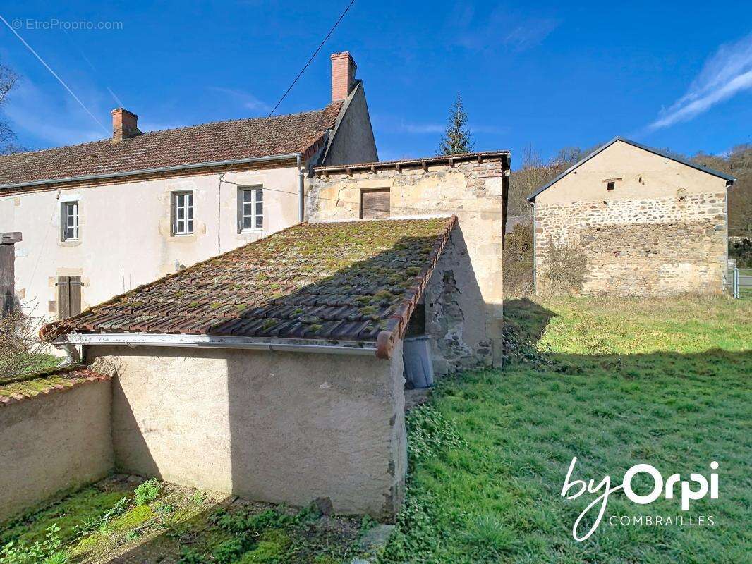 Maison à LA PETITE-MARCHE