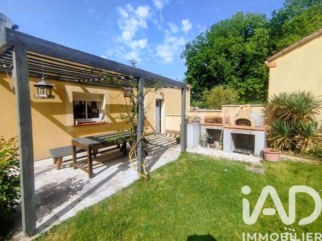 Photo 6 - Maison à LOUGRATTE