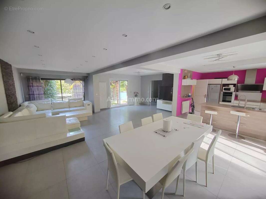 Vente Maison Claye-souilly(77410) 618 000ï¿œ - photo 2