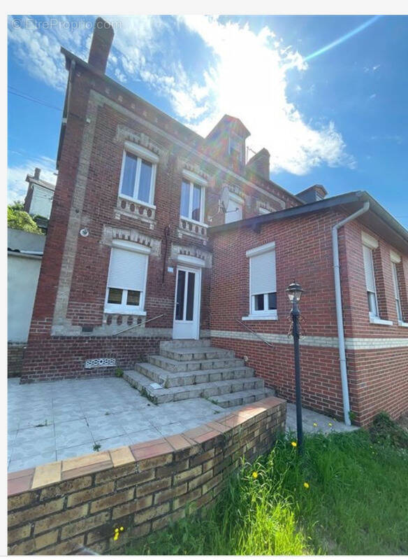 Maison à LE HOULME