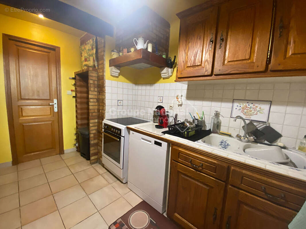Chateaurenard centre , maison 108 m² + garage 20m² + cour + jardin - photo 6