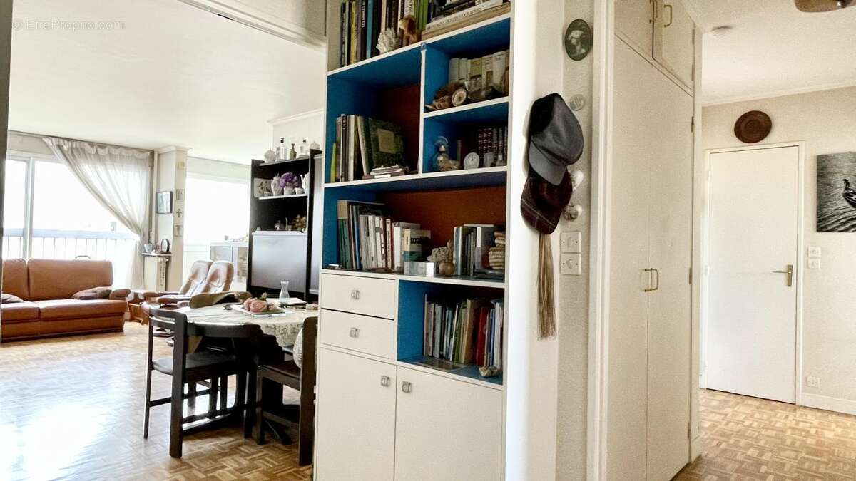 Appartement à PARIS-11E