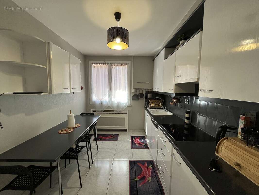 Maison 158 m² à Saint-Etienne  - photo 5