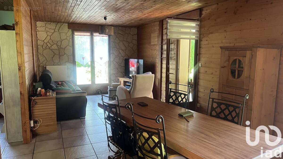 Photo 7 - Maison à PONT-DE-ROIDE