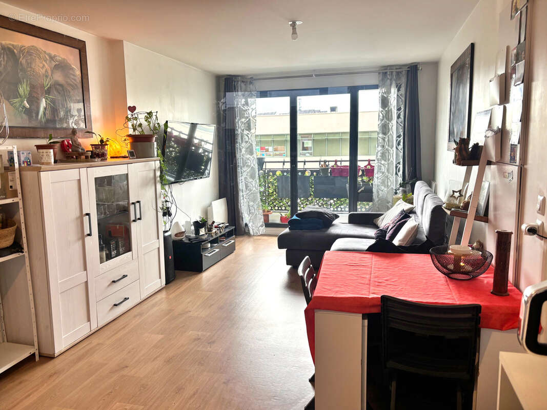 Appartement à PERSAN