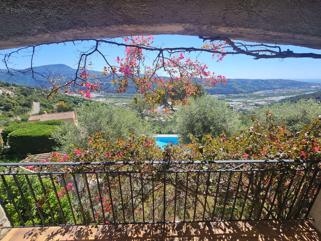 Maison à GATTIERES