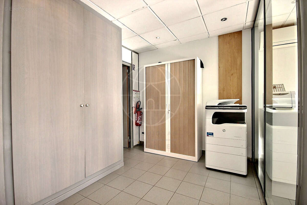 Commerce à DRAGUIGNAN