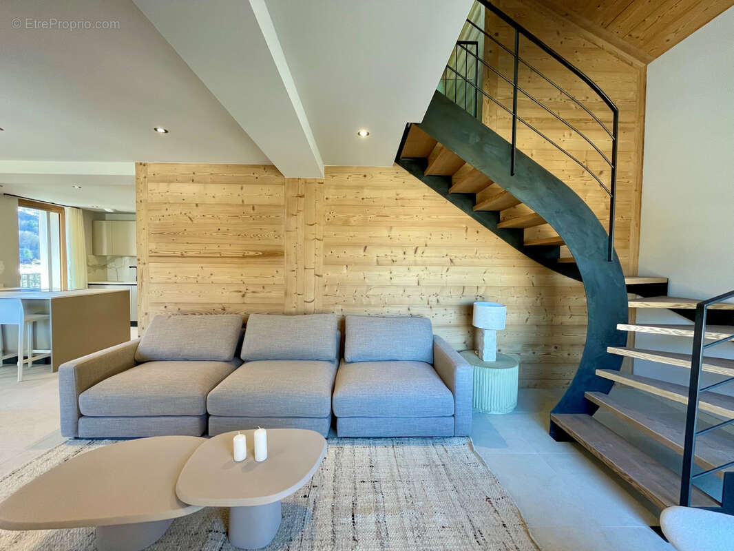 Appartement à LES VILLARDS-SUR-THONES
