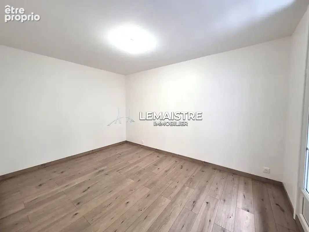Appartement à vendre - Le Havre - 76 m² - 2 chambres - Proche plage, commerces et tramway - photo 3