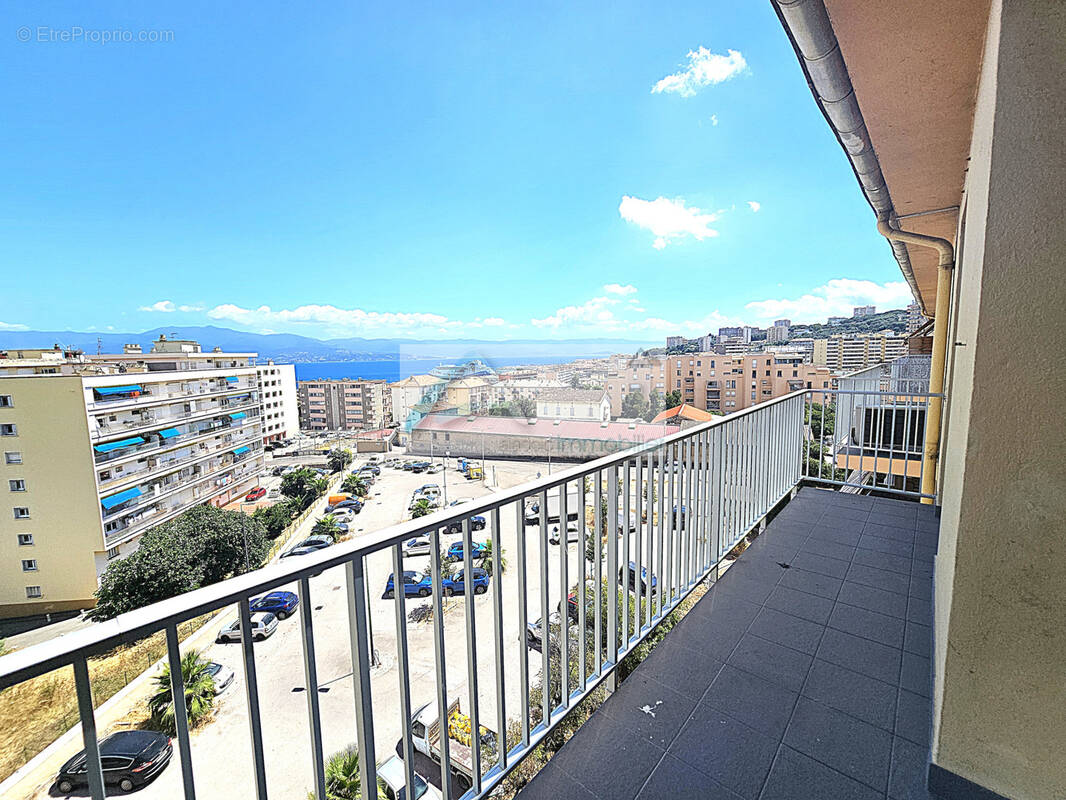 Appartement à AJACCIO