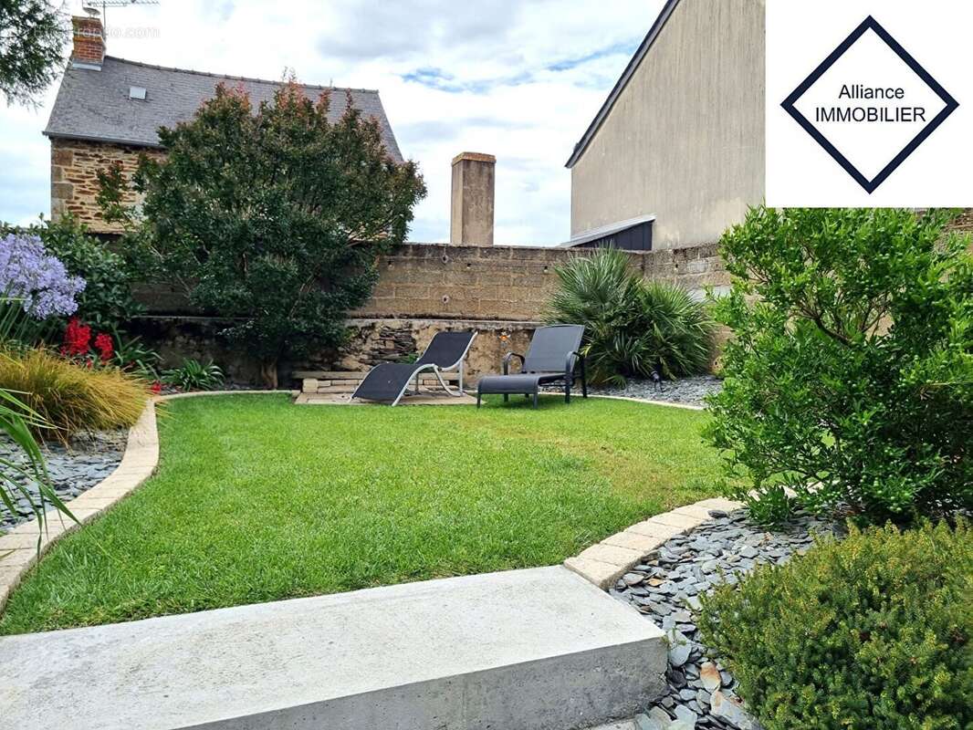 Maison à MONTAUBAN-DE-BRETAGNE