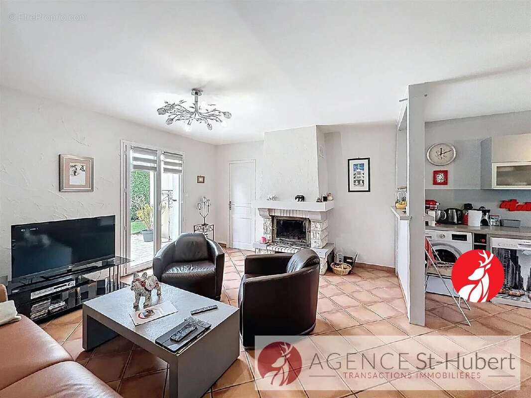 Maison à MILLY-LA-FORET