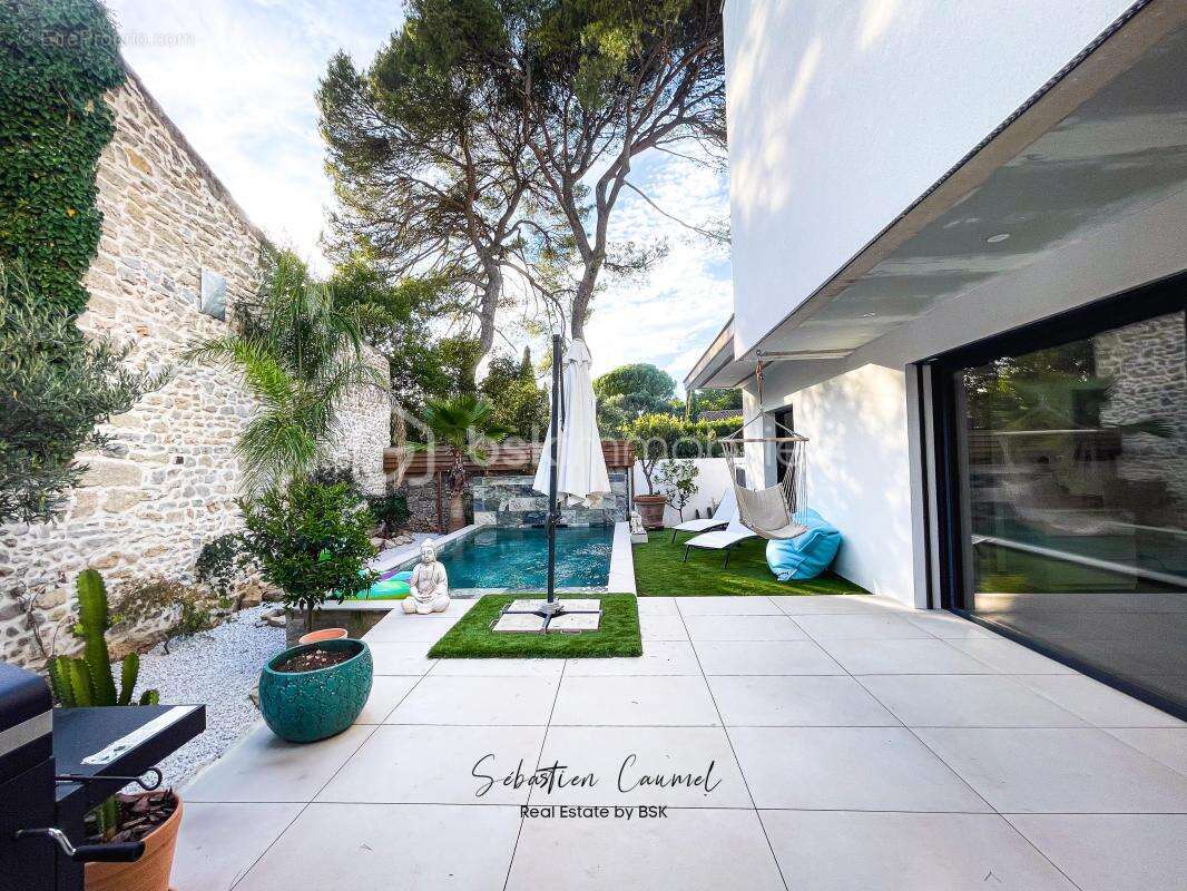 Maison à COURNONTERRAL