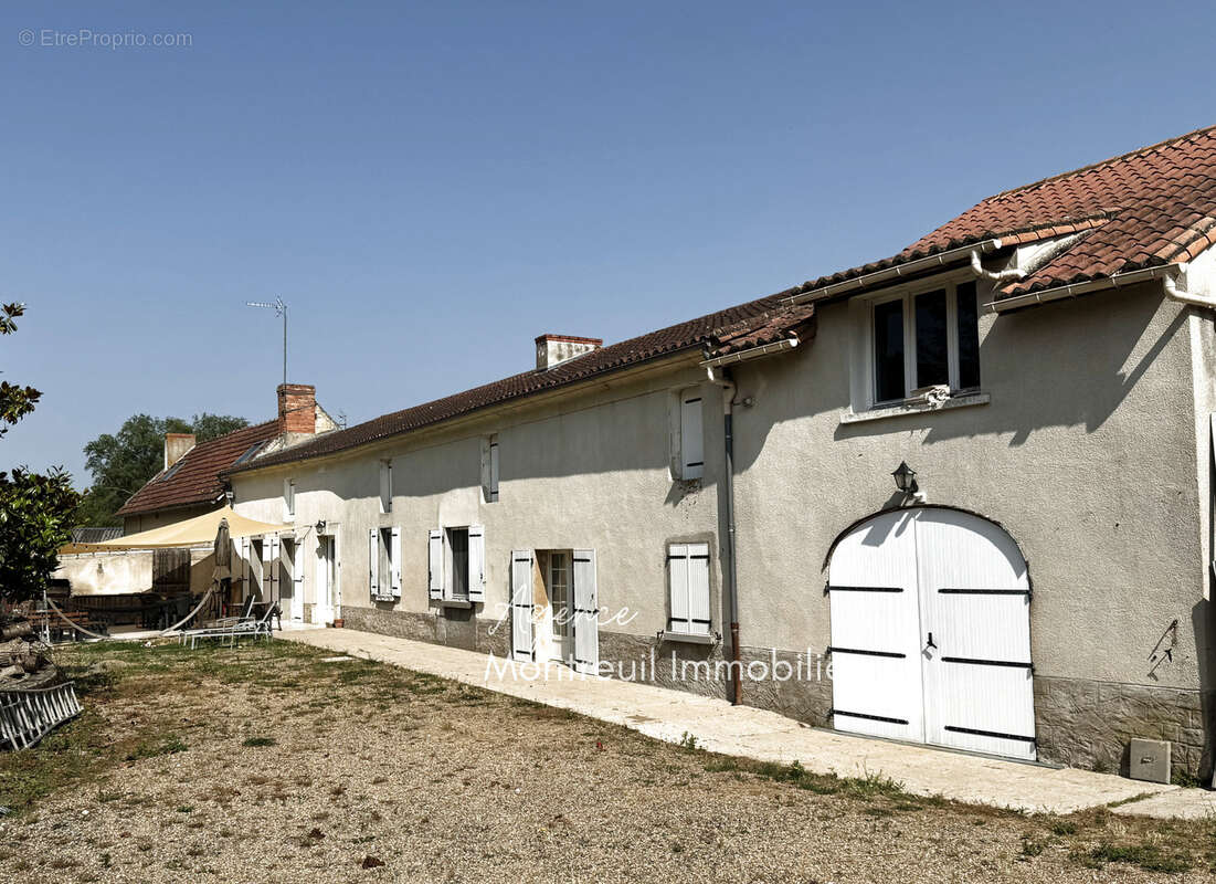Maison à BOUILLE-LORETZ